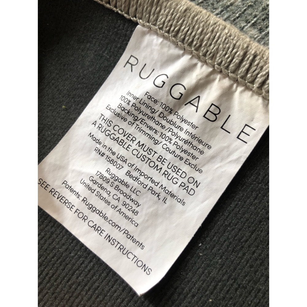 8x10 Indoor washable rug no pad